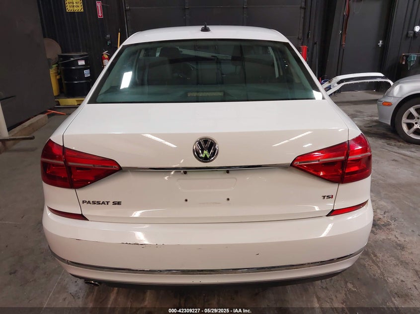 2016 VOLKSWAGEN PASSAT 1.8T SE - 1VWBT7A3XGC016701