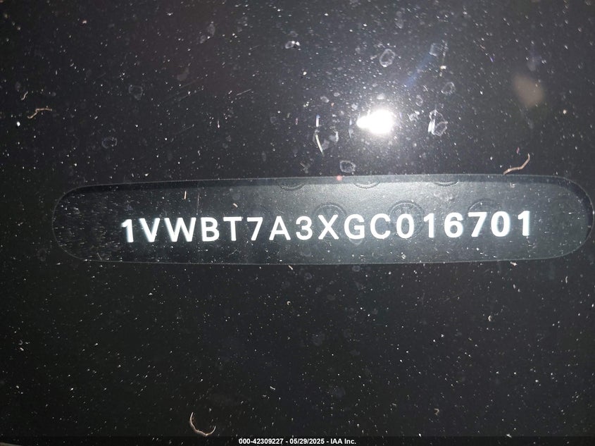 2016 VOLKSWAGEN PASSAT 1.8T SE - 1VWBT7A3XGC016701