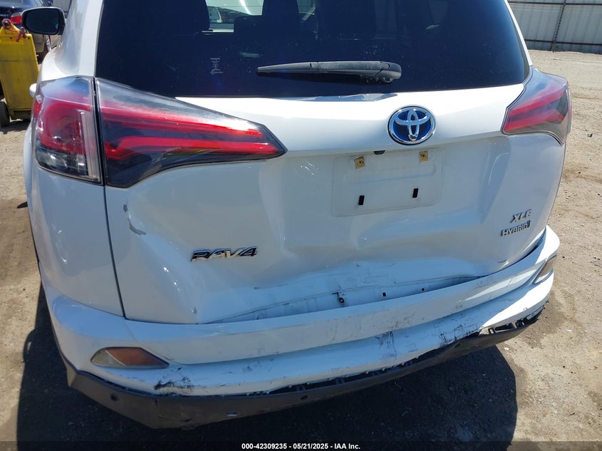 2018 TOYOTA RAV4 HYBRID XLE - JTMRJREV8JD241375