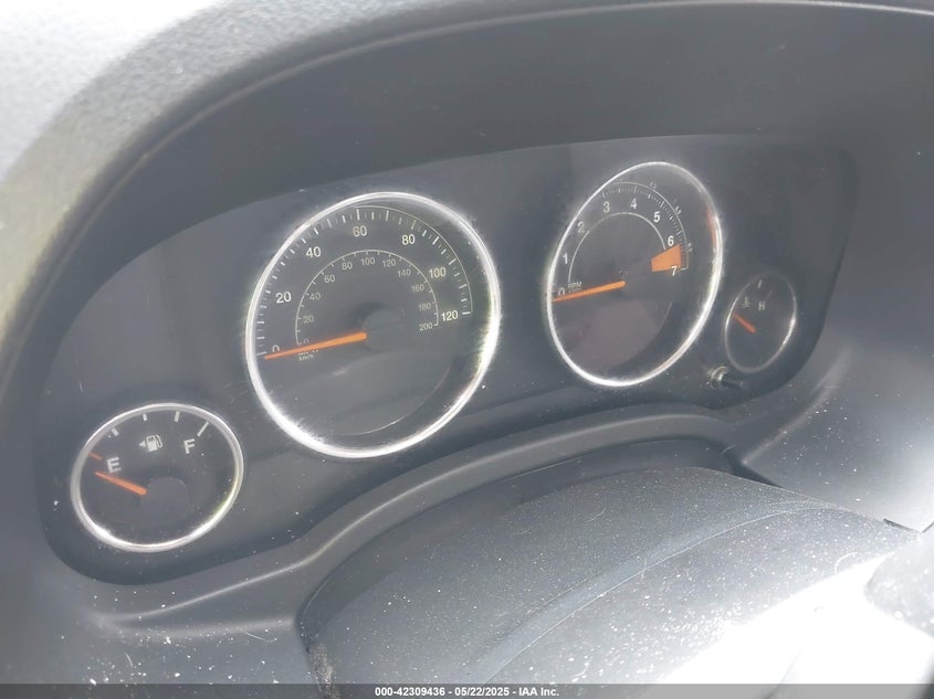 2014 JEEP COMPASS VIN: 1C4NJCEB8ED650886