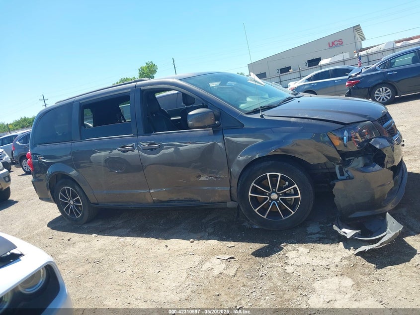 2019 Dodge Grand Caravan Gt VIN: 2C4RDGEG7KR561945 Lot: 42310597