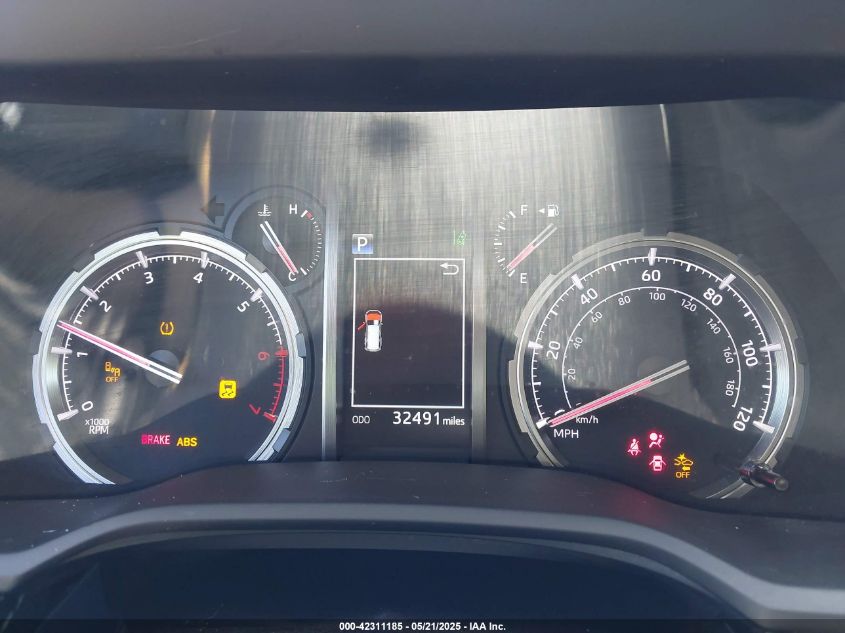 2022 Toyota 4Runner Limited VIN: JTEKU5JR8N5983832 Lot: 42311185