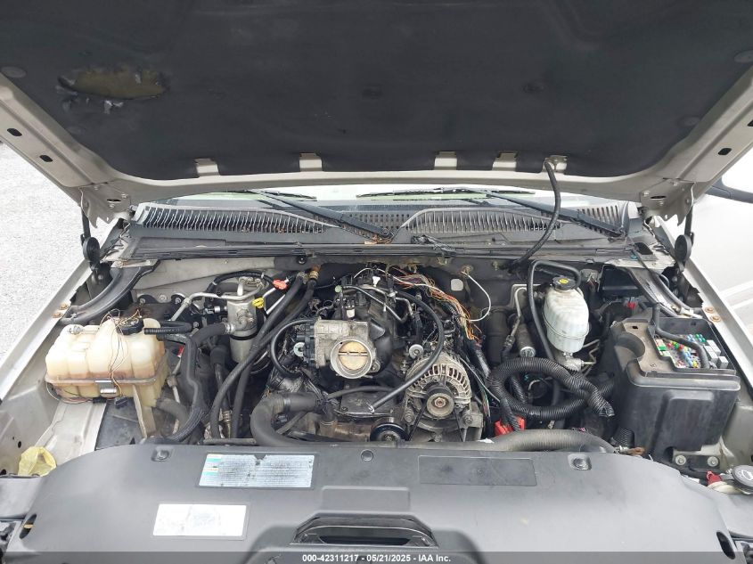 2005 GMC Yukon Slt VIN: 1GKEK13T35J146667 Lot: 42311217