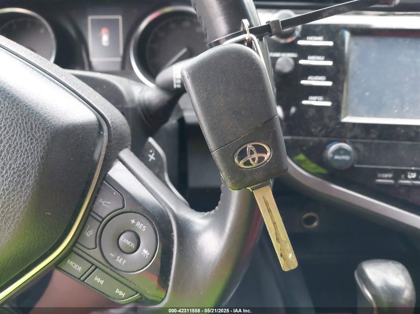 2018 TOYOTA CAMRY VIN: JTNB11HK5J3051104