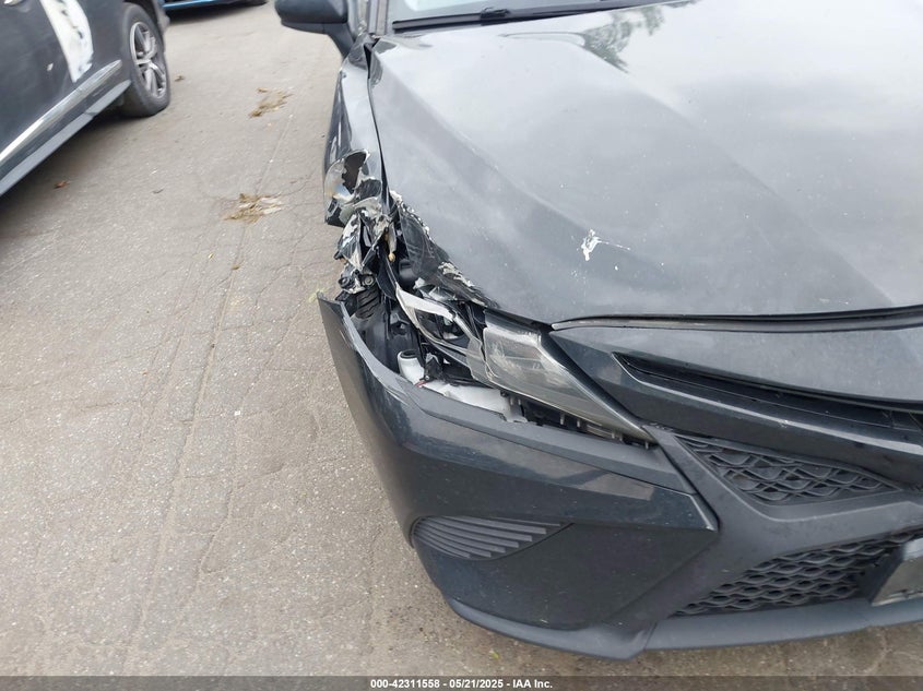 2018 TOYOTA CAMRY VIN: JTNB11HK5J3051104