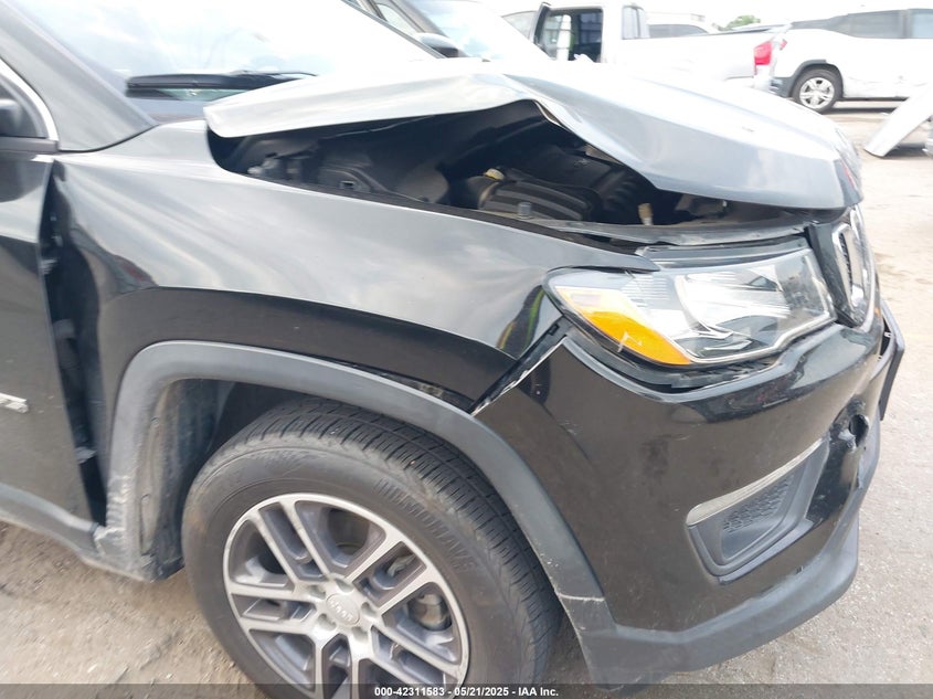 2018 JEEP COMPASS SUN AND WHEEL FWD - 3C4NJCBB5JT494430