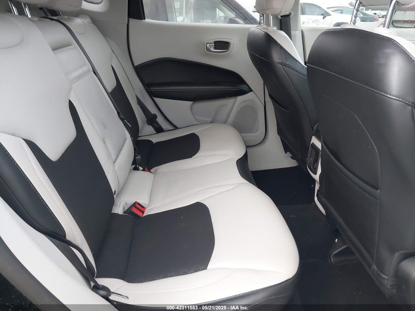 2018 JEEP COMPASS SUN AND WHEEL FWD - 3C4NJCBB5JT494430