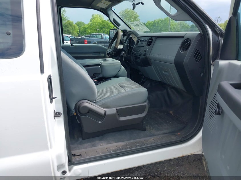 2012 FORD F-250 VIN: 1FT7X2B60CEB28401