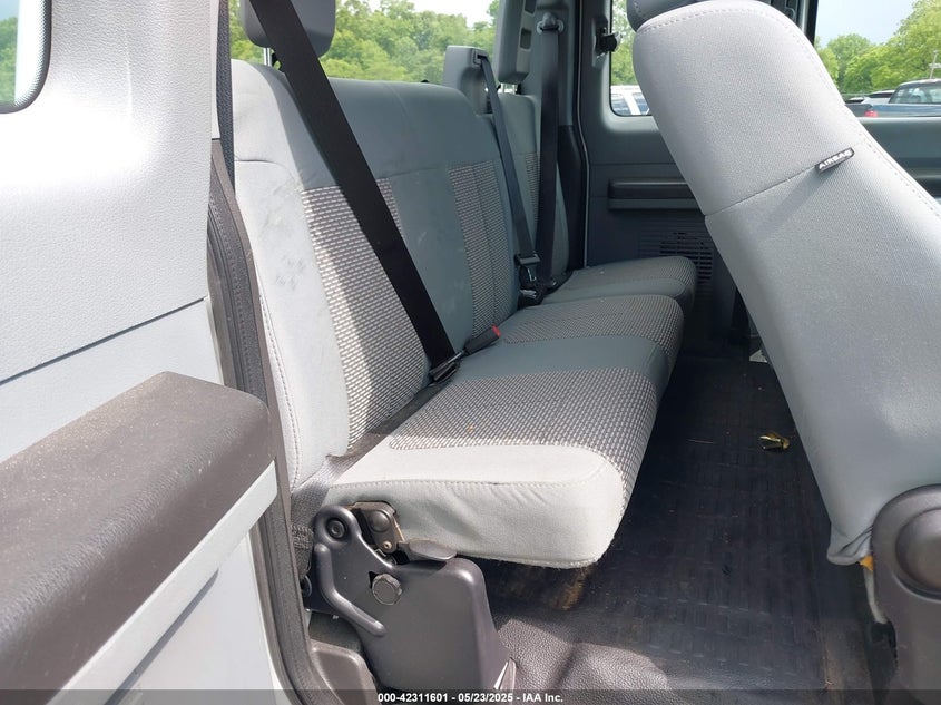 2012 FORD F-250 VIN: 1FT7X2B60CEB28401