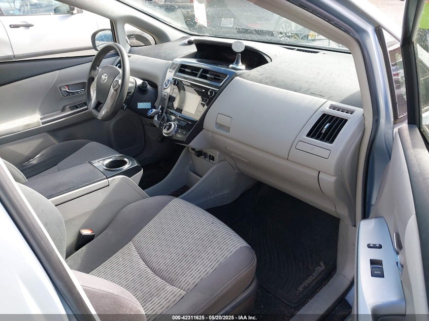 2016 TOYOTA PRIUS V VIN: JTDZN3EU5GJ047292