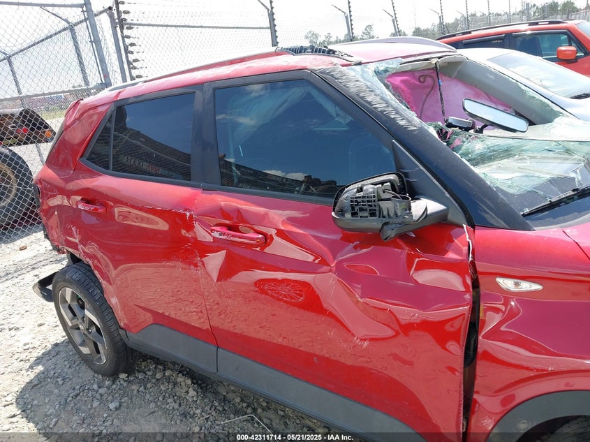2022 HYUNDAI VENUE VIN: KMHRC8A30NU186656