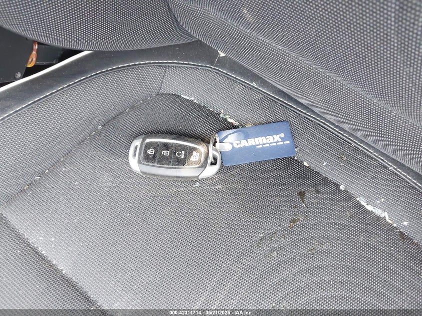 2022 HYUNDAI VENUE VIN: KMHRC8A30NU186656