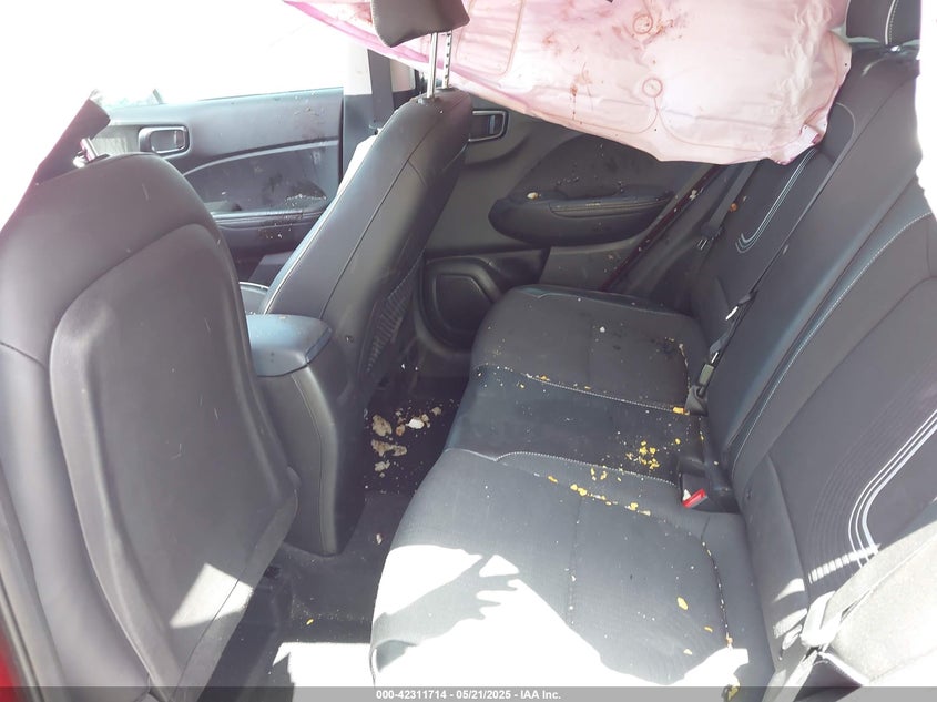 2022 HYUNDAI VENUE VIN: KMHRC8A30NU186656