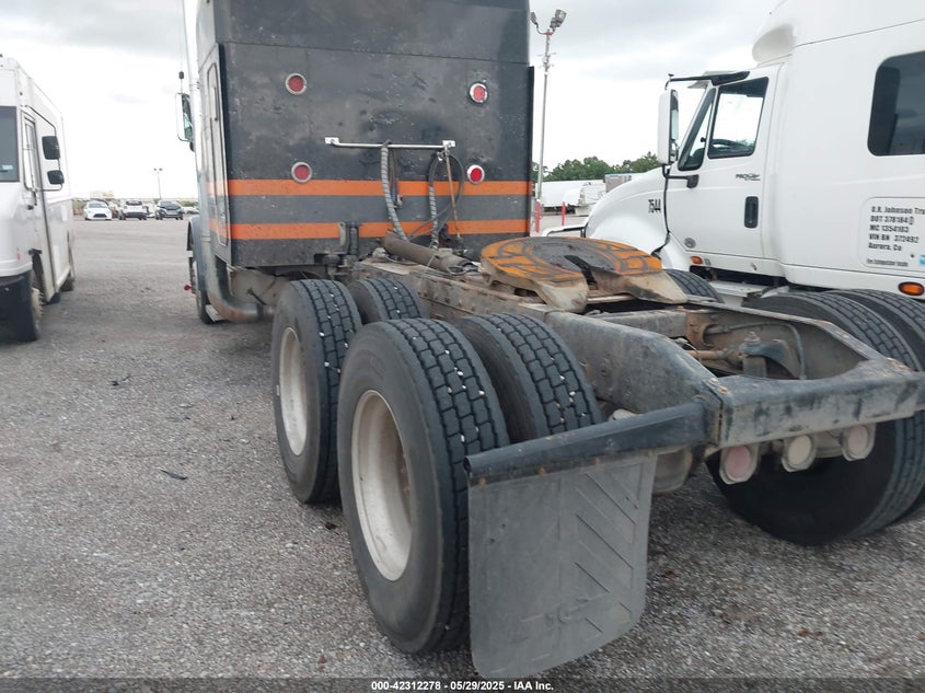 1XP5DB9X8TN398246 1996   photo no. 3