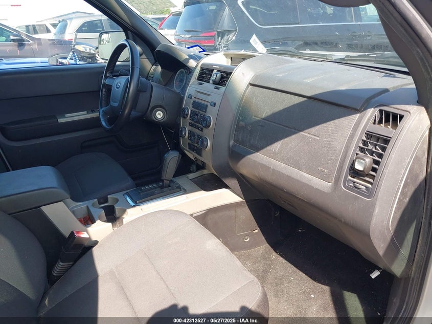 2012 FORD ESCAPE VIN: 1FMCU0DGXCKA08247