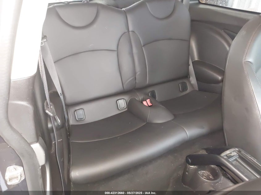 2012 MINI COOPER S VIN: WMWSV3C53CTY17546