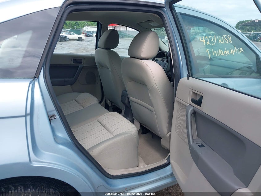 2009 FORD FOCUS VIN: 1FAHP35N69W184400