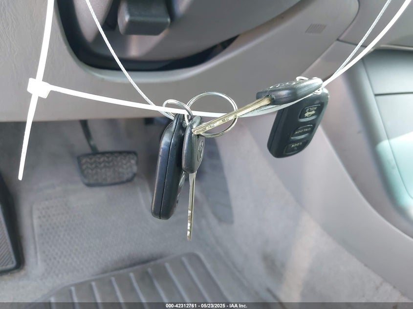 2006 TOYOTA CAMRY VIN: 4T1BE32KX6U152892