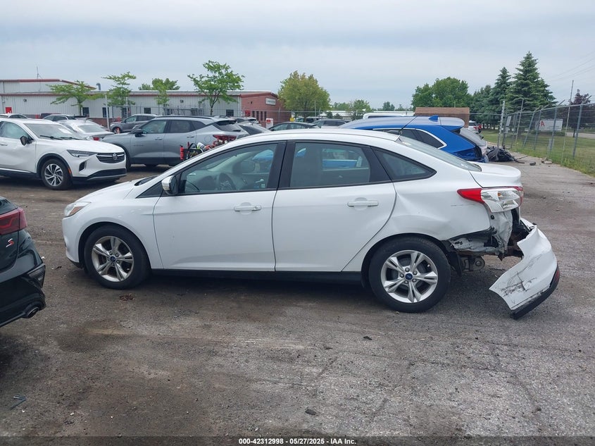 2013 FORD FOCUS VIN: 1FADP3F24DL380185