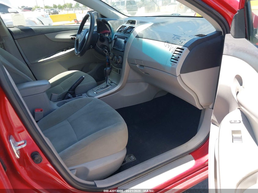 2013 TOYOTA COROLLA LE - 5YFBU4EE6DP168889