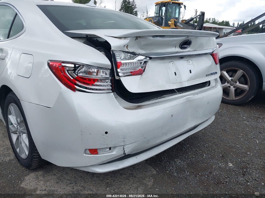 2014 LEXUS ES 300H VIN: JTHBW1GG4E2043699