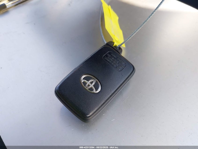 2011 TOYOTA PRIUS VIN: JTDKN3DU5B5315522