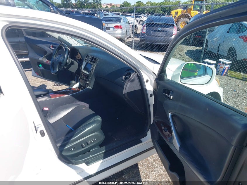2008 LEXUS IS 250 VIN: JTHCK262285026401