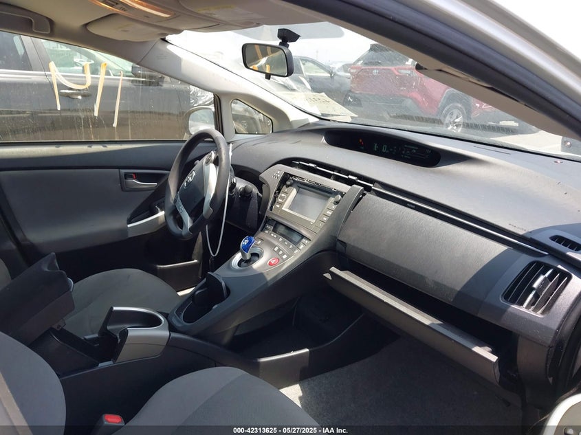 2015 TOYOTA PRIUS VIN: JTDKN3DU8F1891229