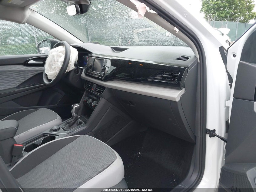 2024 VOLKSWAGEN TAOS VIN: 3VV8X7B26RM069597