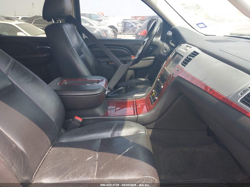 2012 CADILLAC ESCALADE ESV VIN: 1GYS3GEF3CR269741