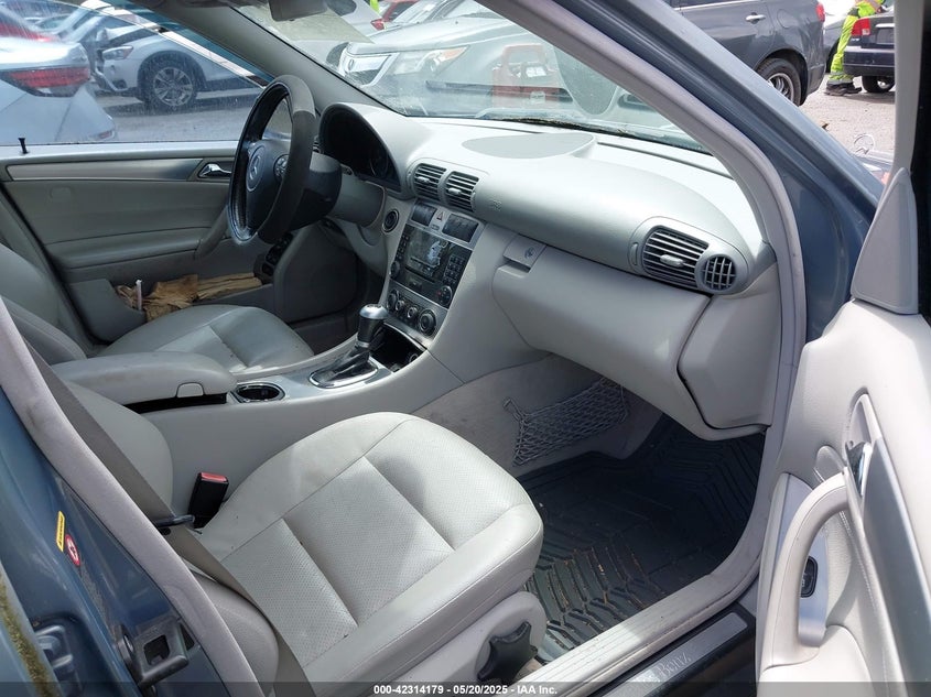 2006 MERCEDES-BENZ C 230 VIN: WDBRF52H06F730923
