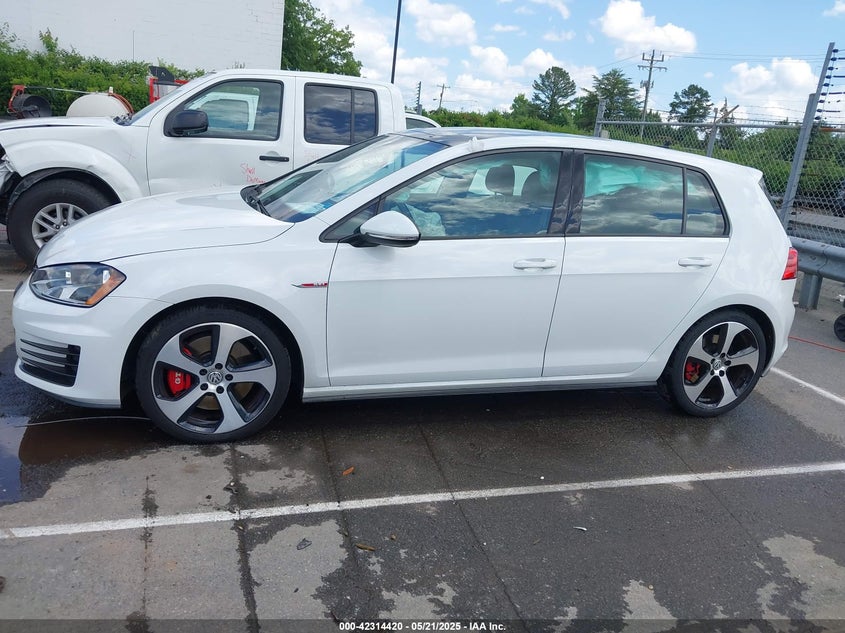 2016 VOLKSWAGEN GOLF GTI SE W/PERFORMANCE PACKAGE 4-DOOR - 3VW547AUXGM045617