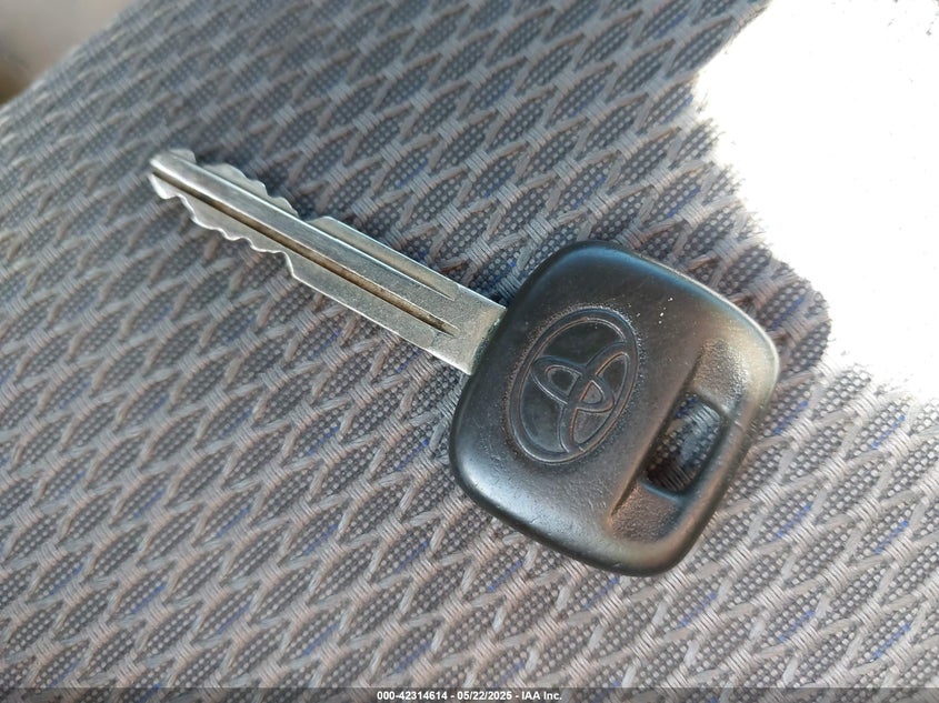 2009 TOYOTA TACOMA VIN: 5TENX22NX9Z602391