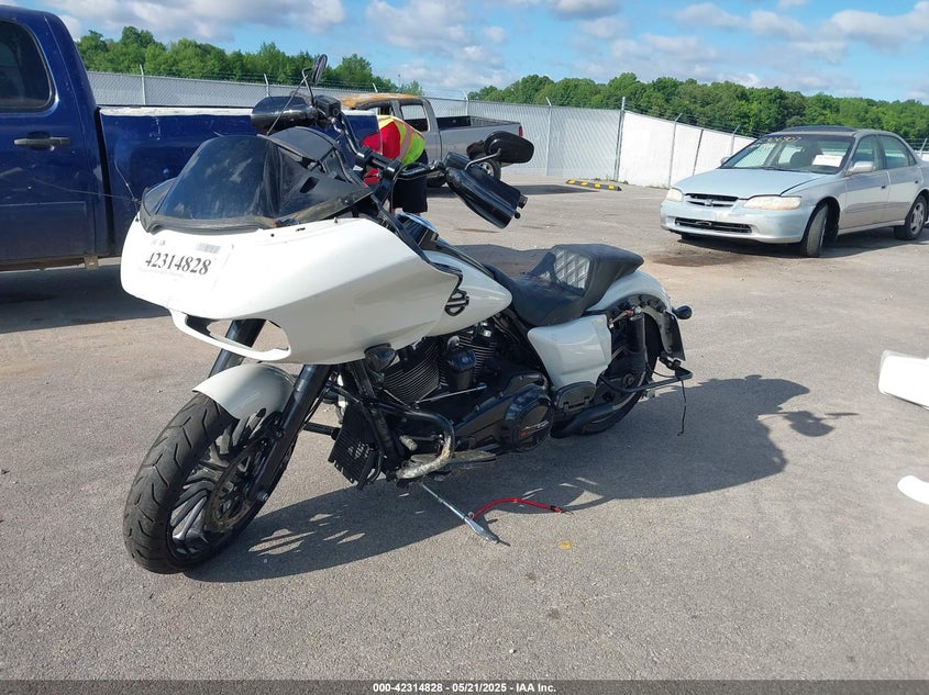 2018 HARLEY-DAVIDSON FLTRXS ROAD GLIDE SPECIAL - 1HD1KTC16JB600272