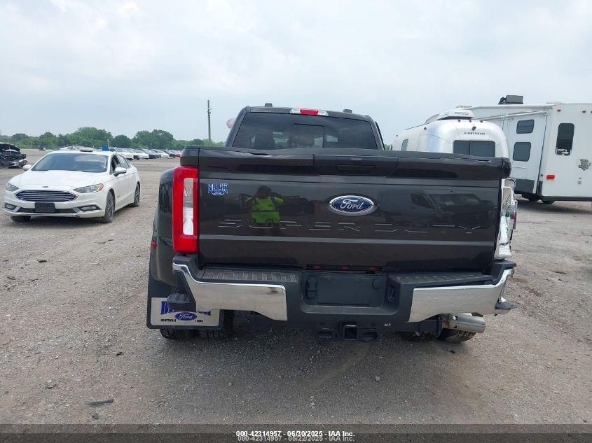 2025 Ford F-350 - 1FT8W3DT9SEC56358
