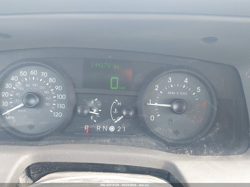 2006 MERCURY GRAND MARQUIS VIN: 2MEFM75V96X649641