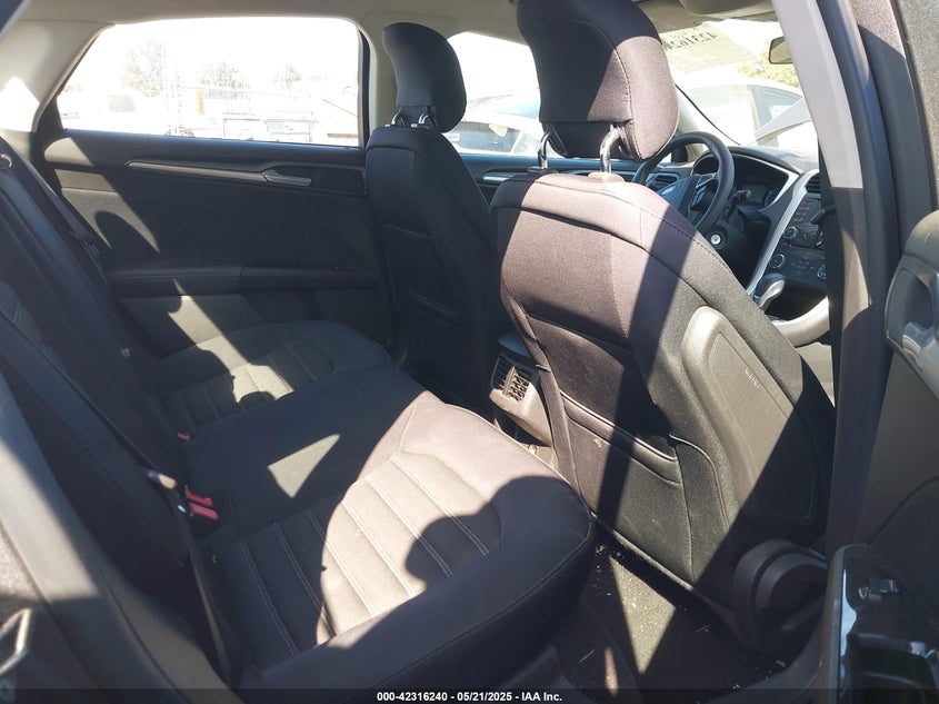 2014 FORD FUSION VIN: 1FA6P0H74E5381195