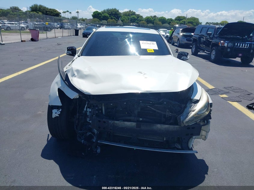 2018 INFINITI Q50 3.0T LUXE - JN1EV7AP3JM357441