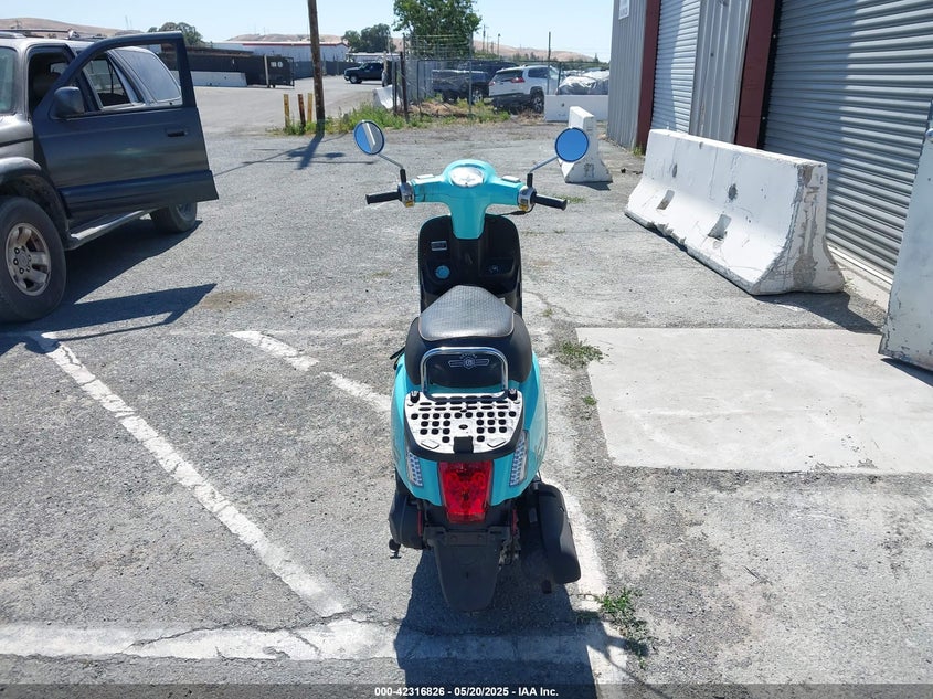 VIN RFVJFJ106J1000898 2018 GENUINE SCOOTER CO. BUDDY KICK