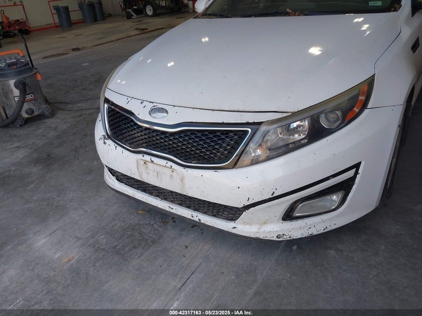 2015 KIA OPTIMA VIN: KNAGM4A79F5528215