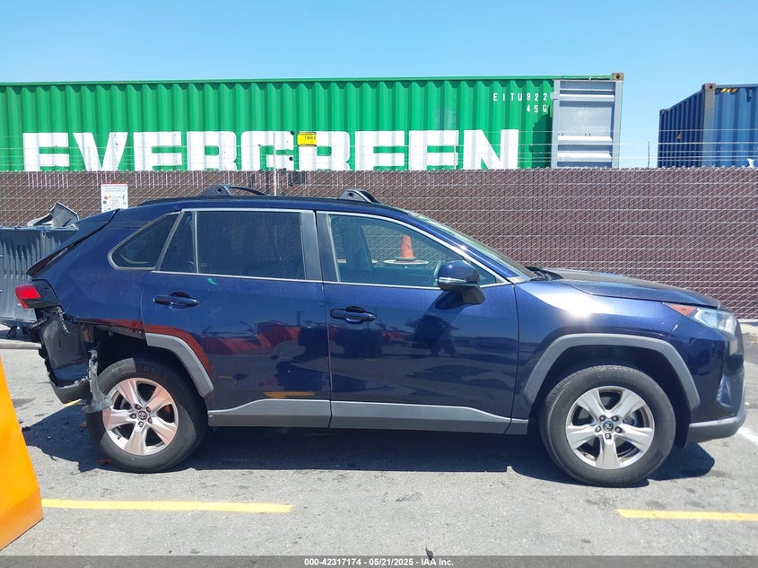 VIN 2T3W1RFV0LW069205 2020 TOYOTA RAV4 XLE