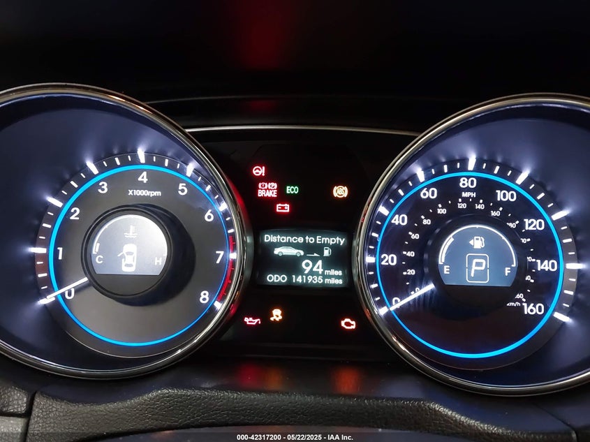 2014 HYUNDAI SONATA VIN: 5NPEB4AC1EH869538