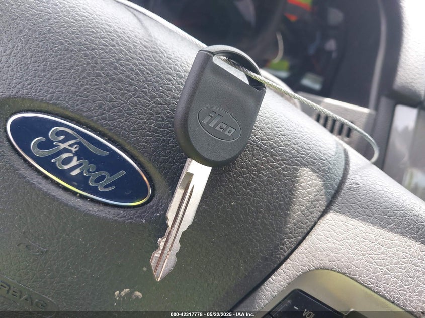 2010 FORD FUSION VIN: 3FAHP0KC9AR250513