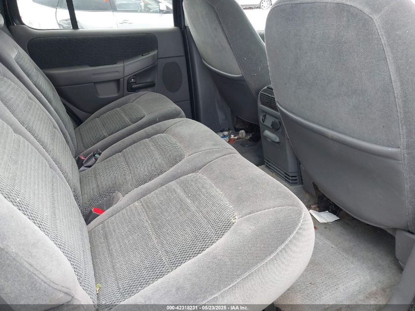 2004 Ford Explorer Xls VIN: 1FMZU72K14UA19301 Lot: 42318231