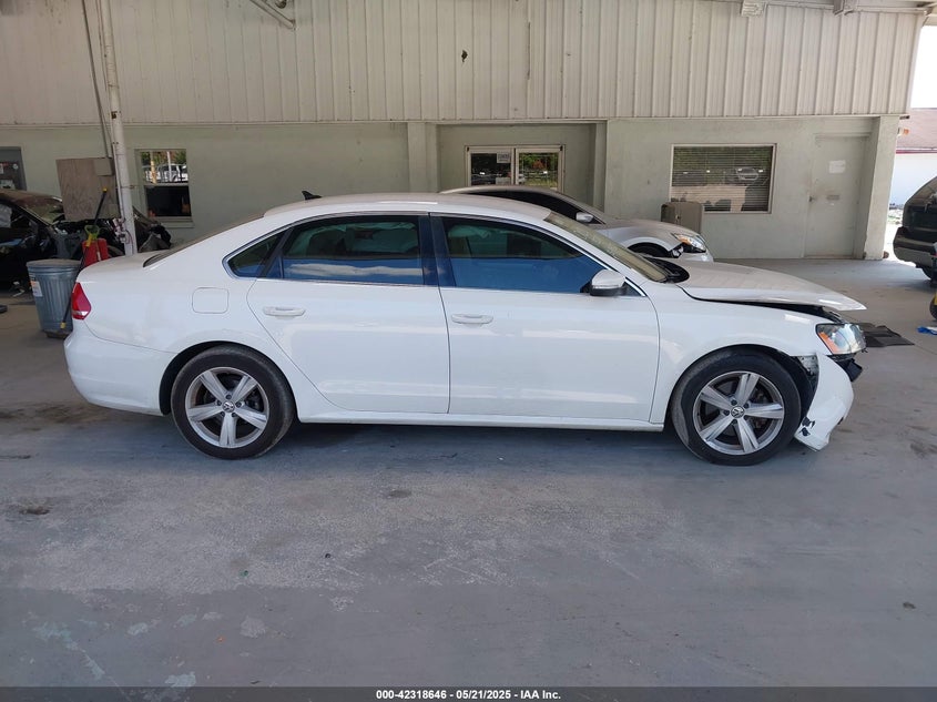 2013 VOLKSWAGEN PASSAT 2.5L SE - 1VWBP7A39DC114411