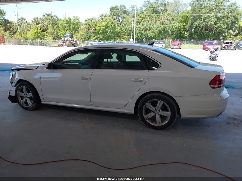 2013 VOLKSWAGEN PASSAT 2.5L SE - 1VWBP7A39DC114411