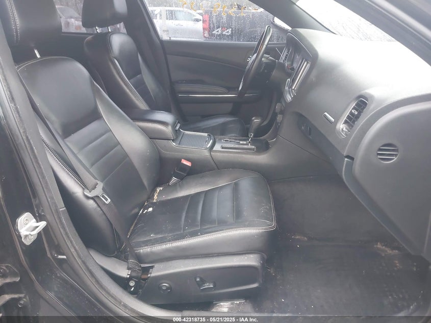2011 DODGE CHARGER VIN: 2B3CL3CG6BH553248