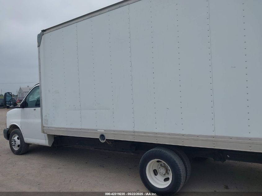 2009 Chevrolet Express Cutaway Work Van VIN: 1GBJG31K491172450 Lot: 42351819