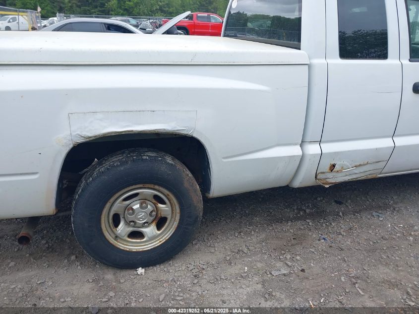 2007 Dodge Dakota St VIN: 1D7HW22K07S20496 Lot: 42319252