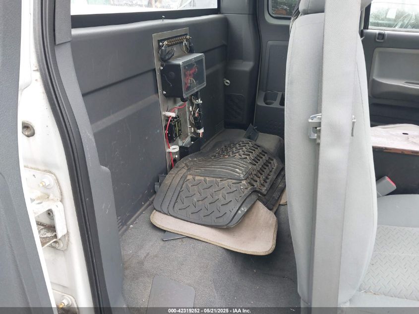 2007 Dodge Dakota St VIN: 1D7HW22K07S20496 Lot: 42319252